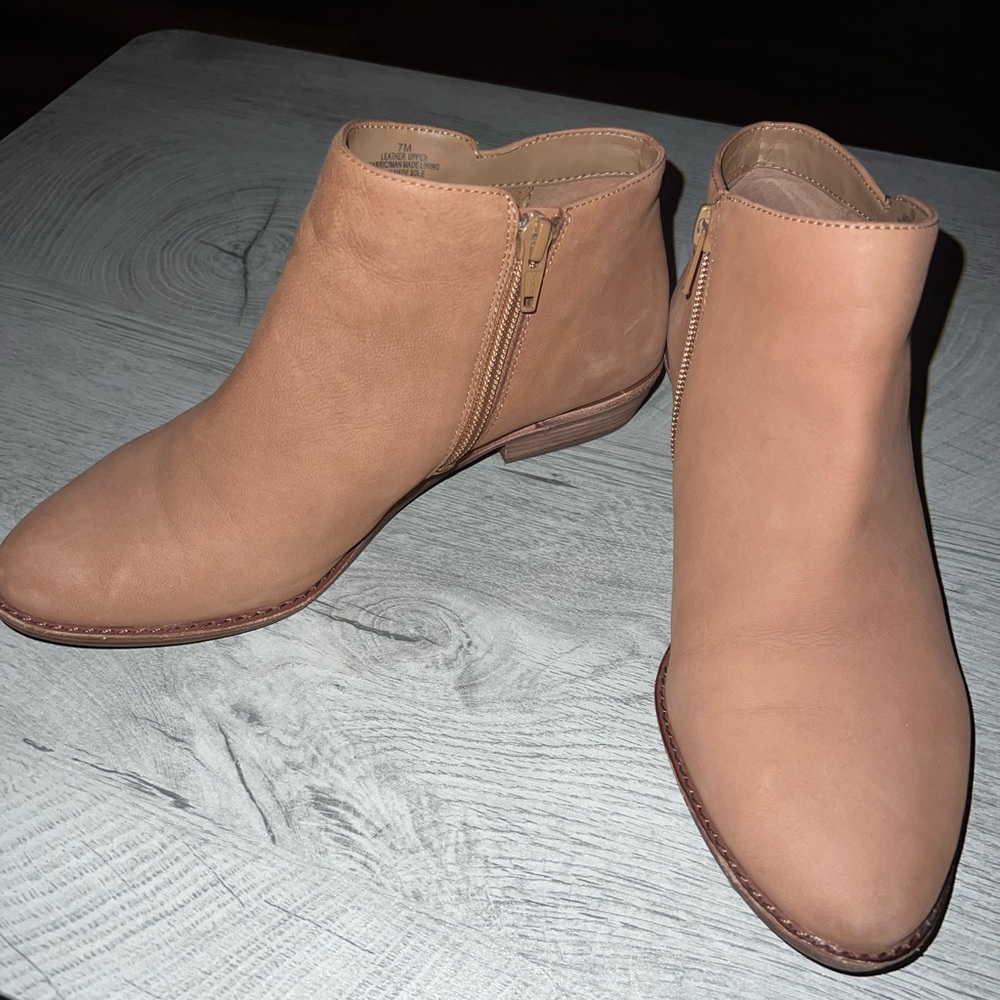 Women's Tan Ankle Boots
